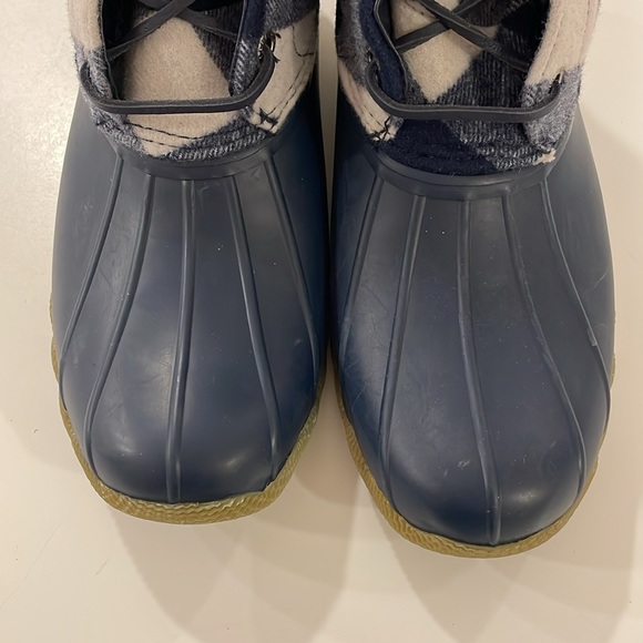 NEW Sperry Women's Saltwater Buffalo Check Duck Boot in blue/white size 9 - Picture 6 of 12